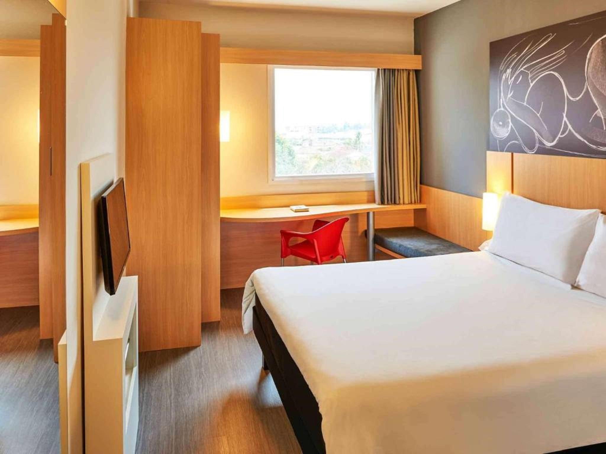 Ibis Guaratingueta Aparecida - Circuito Da Fe Hotel Kültér fotó