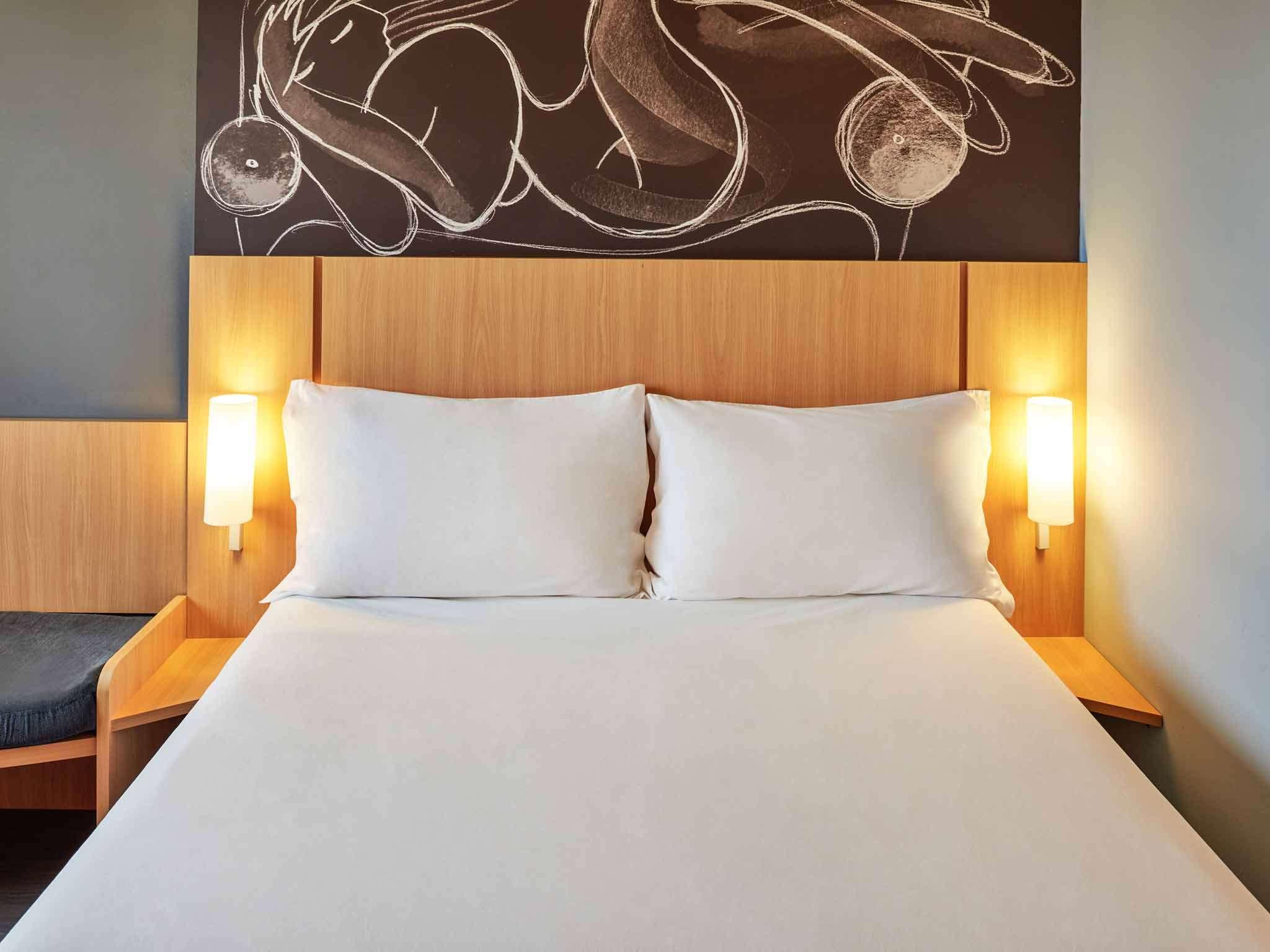 Ibis Guaratingueta Aparecida - Circuito Da Fe Hotel Kültér fotó