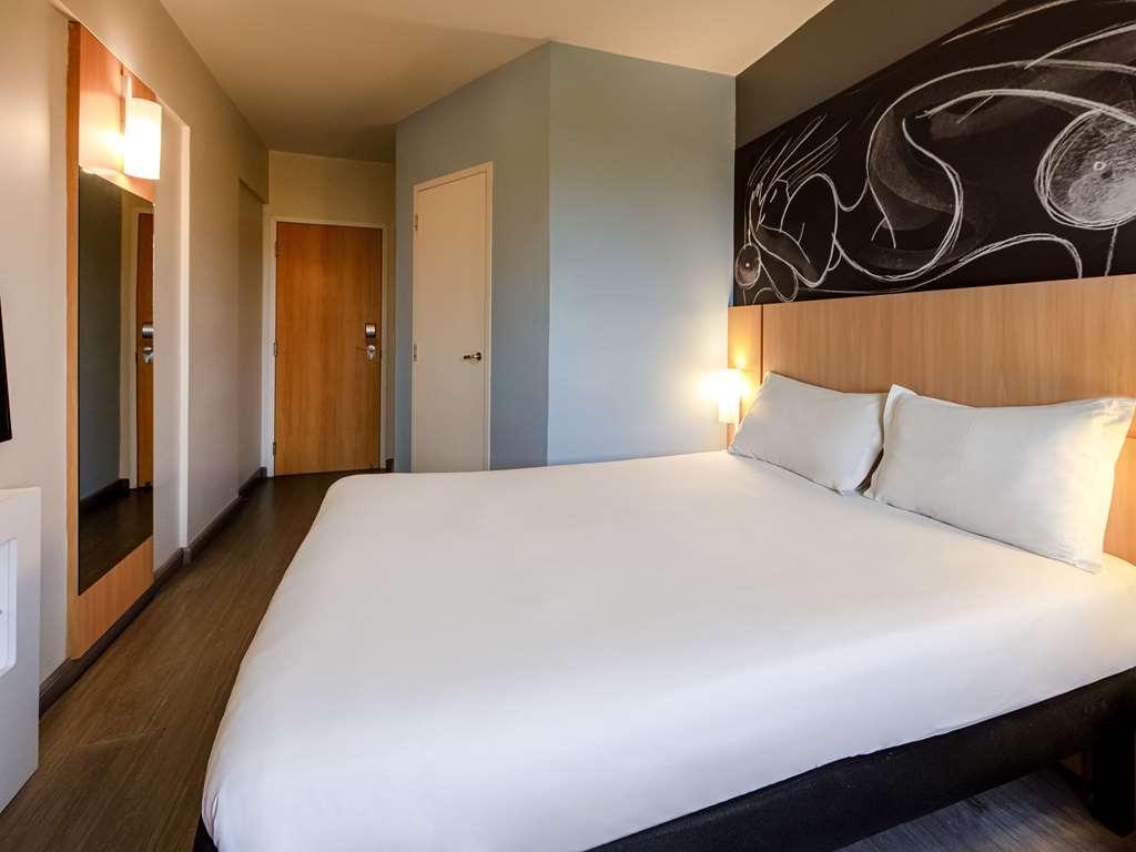 Ibis Guaratingueta Aparecida - Circuito Da Fe Hotel Szoba fotó
