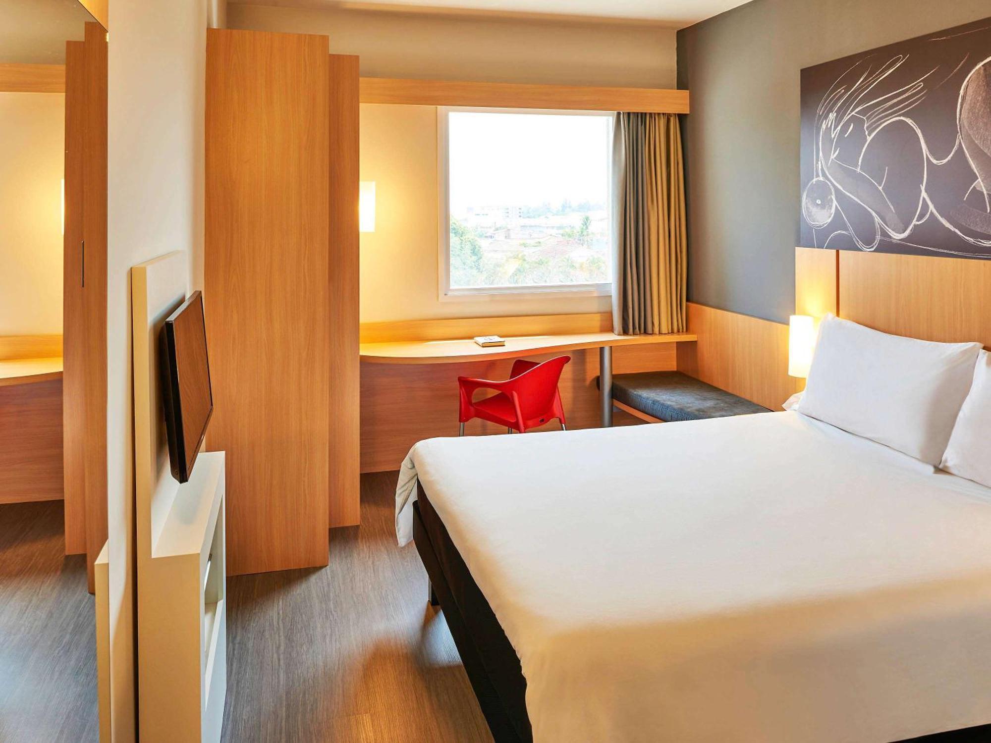 Ibis Guaratingueta Aparecida - Circuito Da Fe Hotel Kültér fotó