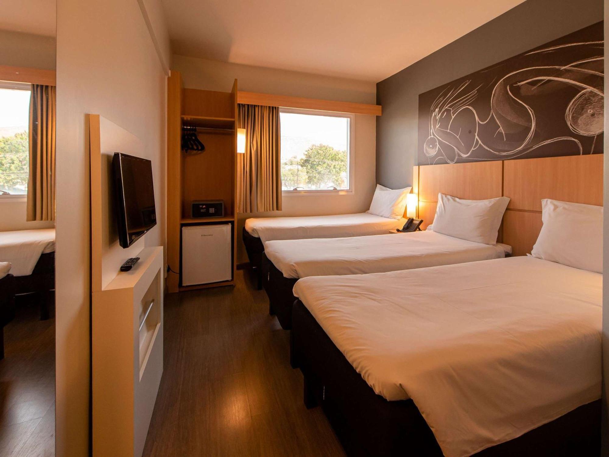 Ibis Guaratingueta Aparecida - Circuito Da Fe Hotel Kültér fotó